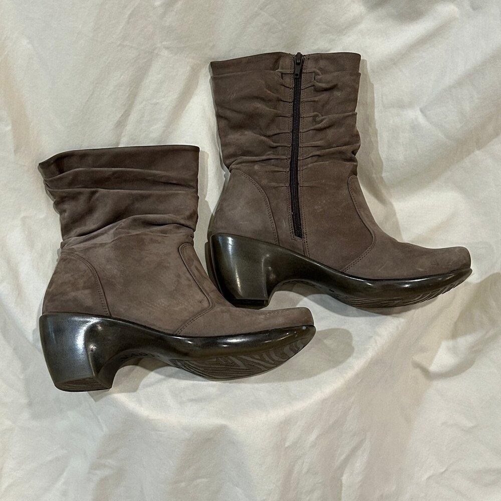 Naot boots size 38